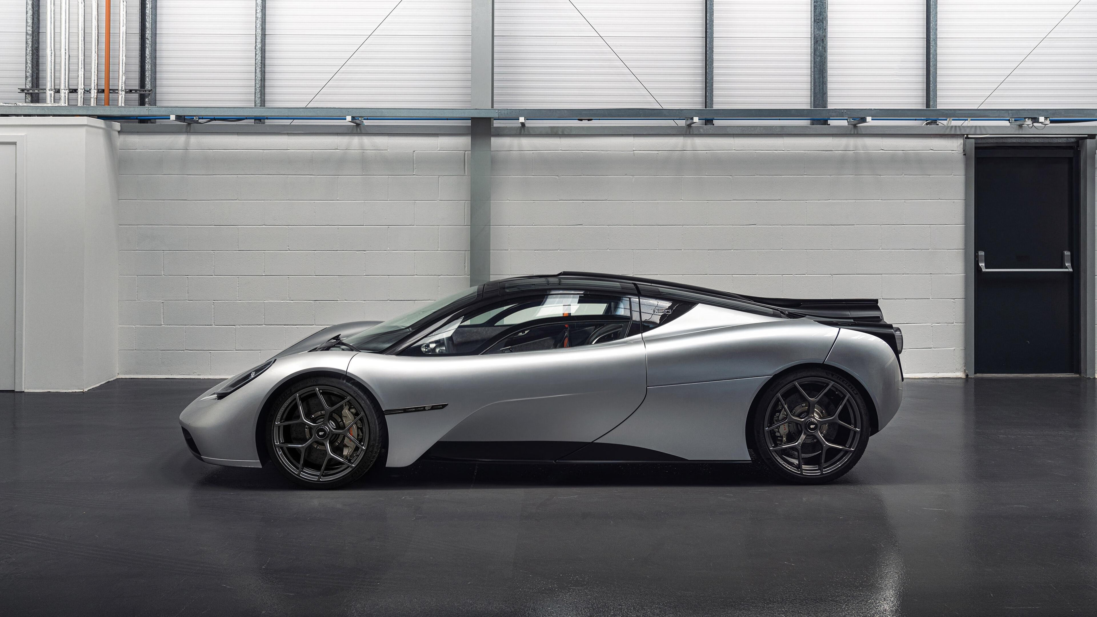 PSG管理层承诺加大投入优化阵容,psg人员